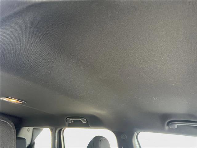 Used 2021 Jeep Renegade Latitude image 25