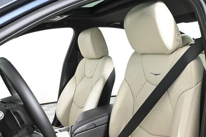 New 2025 Cadillac CT4 Premium Luxury image 7