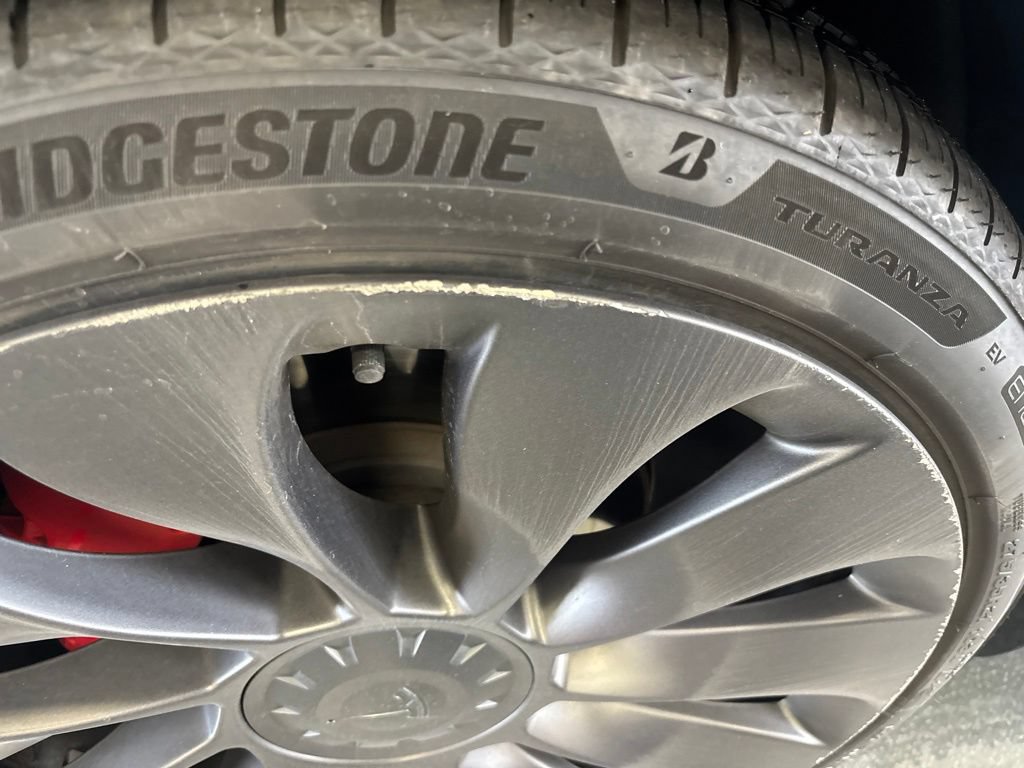 Used 2022 Tesla Model Y Performance AWD/4WD image 11