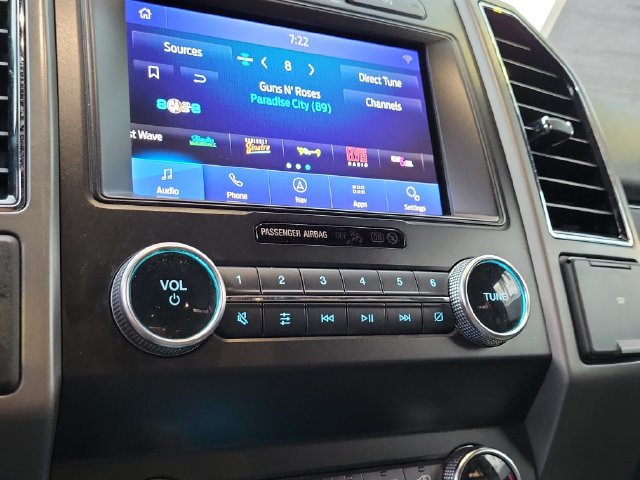 Used 2020 Ford Expedition Max XLT w/ Equipment Group 202A RWD image 26
