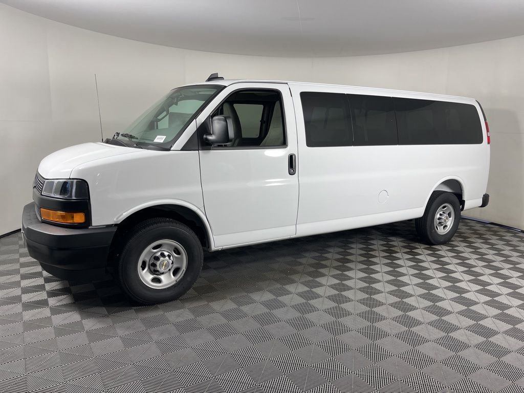 New 2026 Chevrolet Express 3500 LS RWD image 2