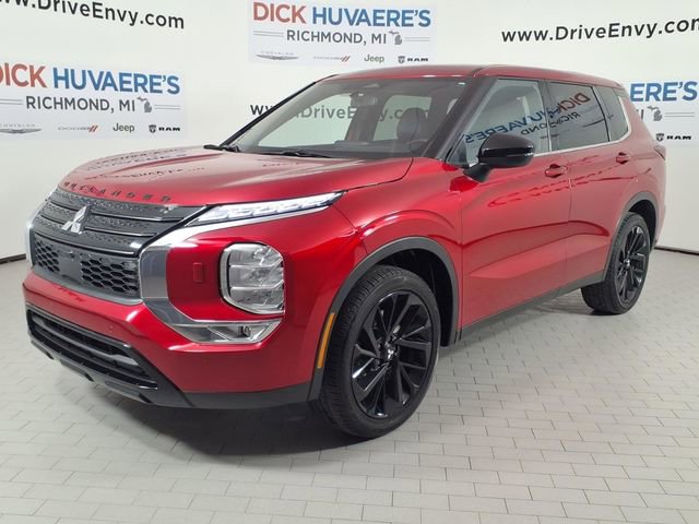 Used 2022 Mitsubishi Outlander SEL Black Edition image 1