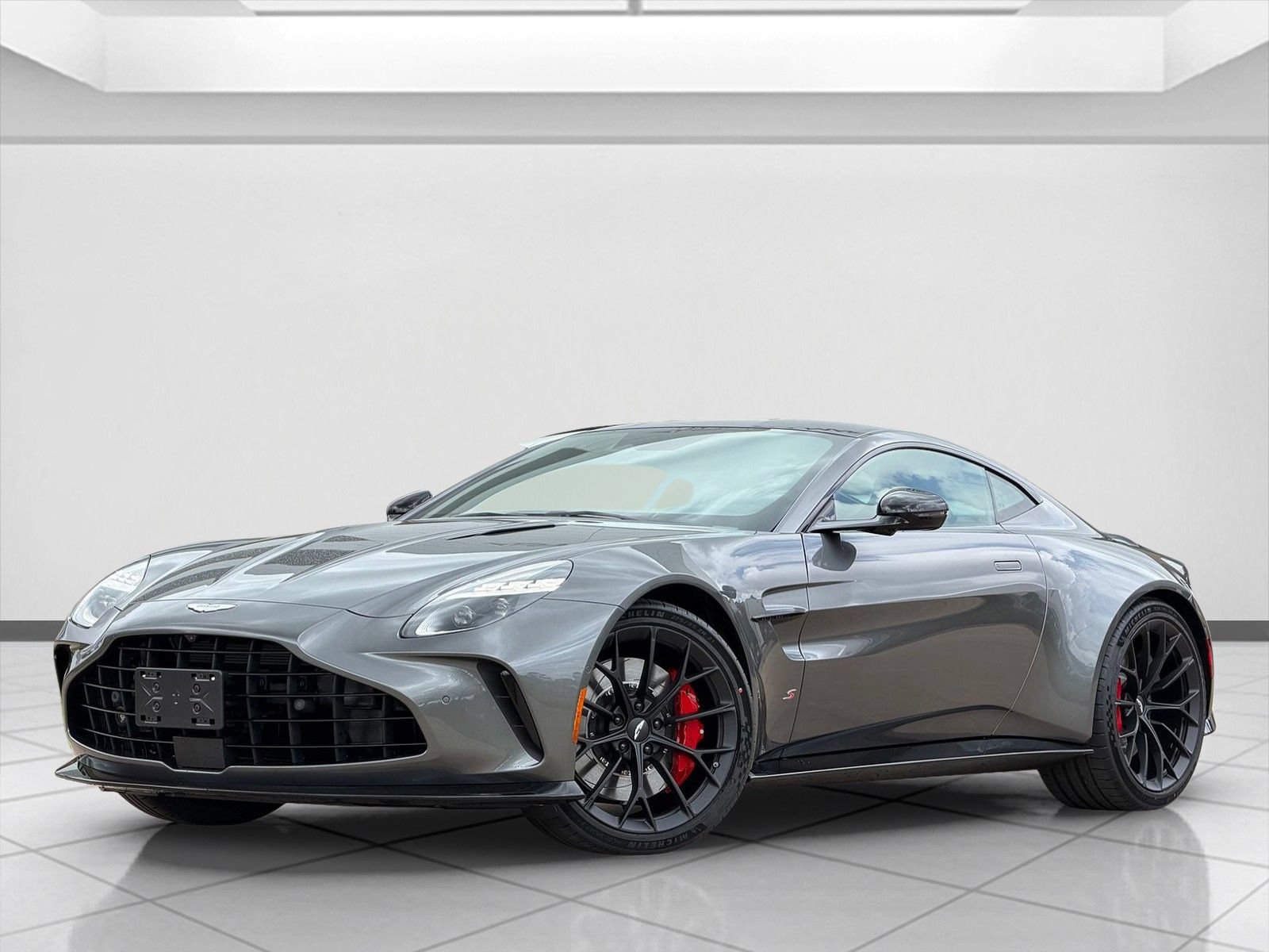 New 2026 Aston Martin V8 Vantage S RWD image 7