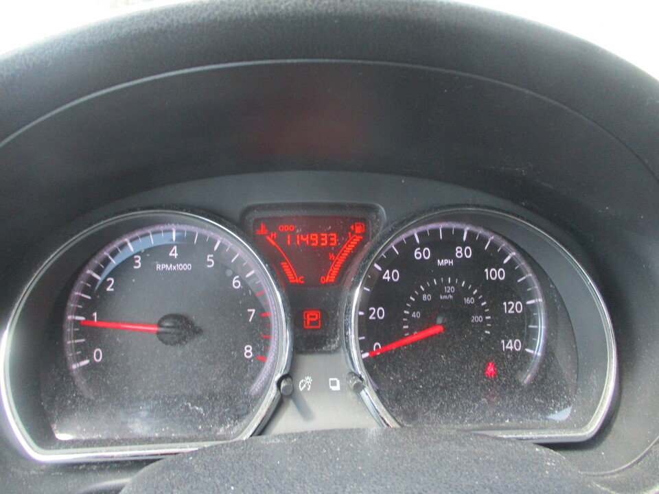Used 2013 Nissan Versa SV w/ Convenience Pkg FWD image 27