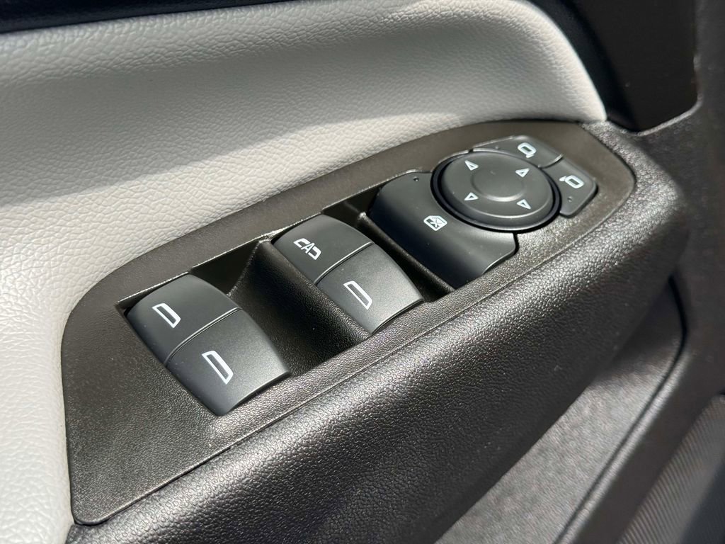 Used 2024 Chevrolet Equinox LS w/ LS Convenience Package AWD/4WD image 15