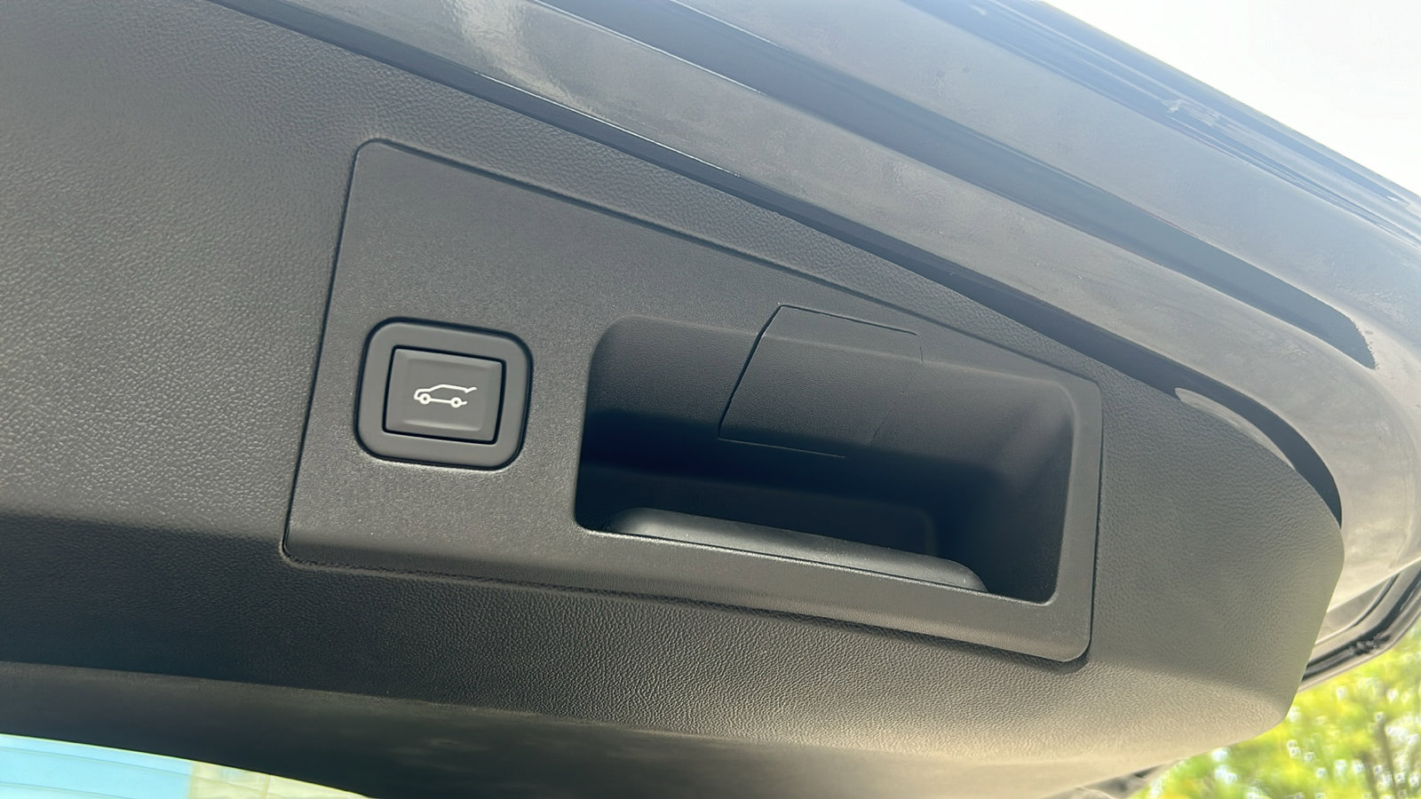 New 2025 Cadillac XT5 Premium Luxury w/ Technology Package image 17