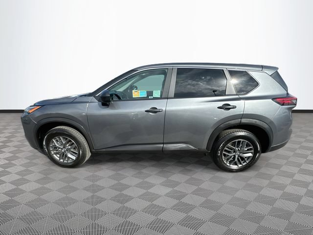 Used 2024 Nissan Rogue S FWD image 4