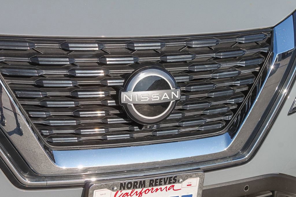 Used 2023 Nissan Rogue Platinum w/ Platinum Premium Package image 6