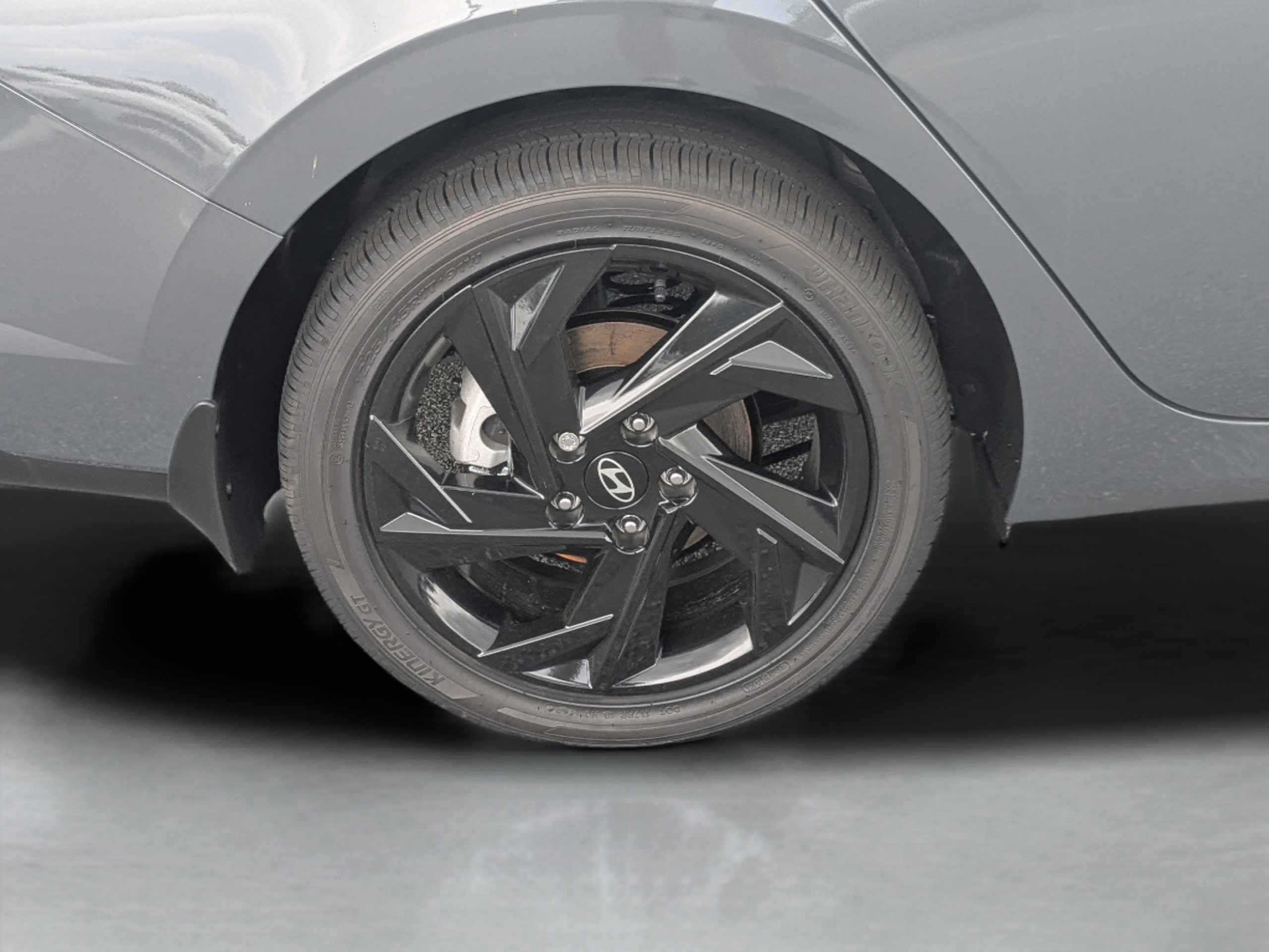 New 2026 Hyundai Elantra Sport FWD image 33