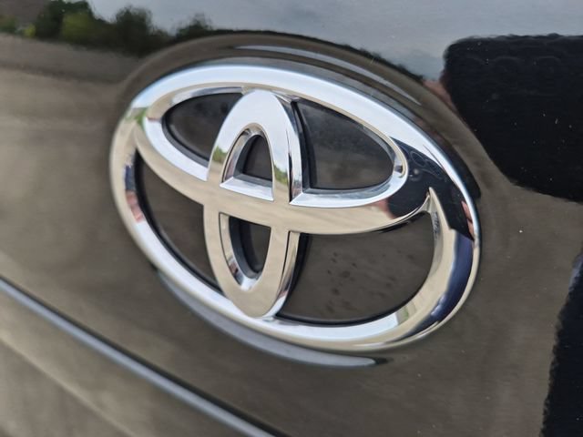 Certified 2023 Toyota Corolla Cross L AWD/4WD image 28
