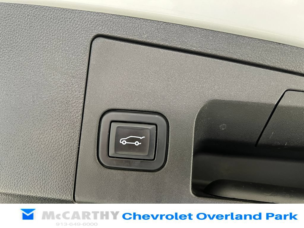 Used 2022 Cadillac XT4 Luxury w/ Cold Weather Package AWD/4WD image 30