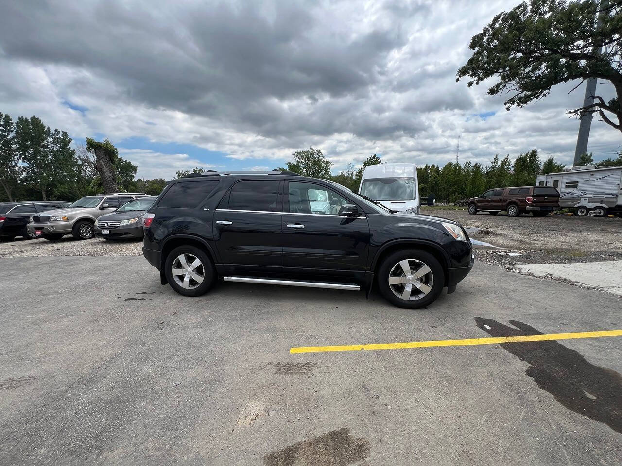 Used 2012 GMC Acadia SLT w/ LPO, 'HIT The Road' Package AWD/4WD image 15