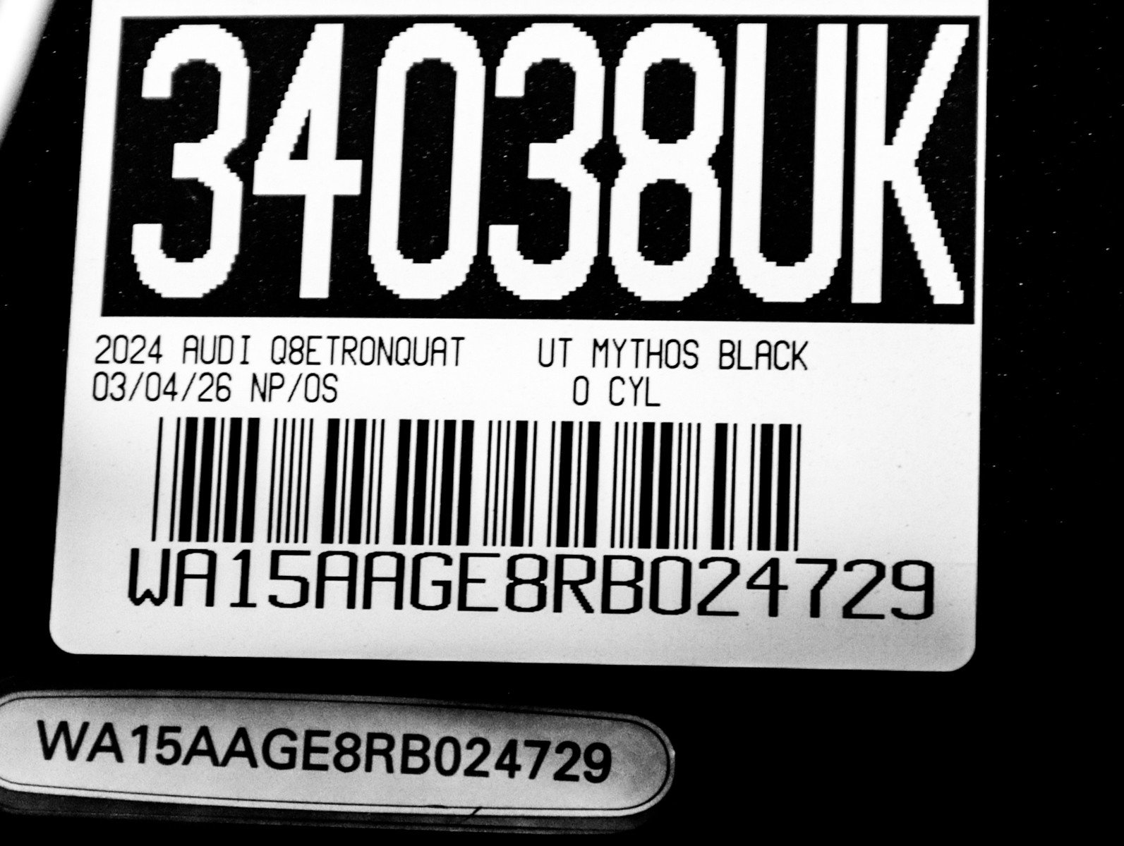 Used 2024 Audi Q8 e-tron Premium Plus w/ Premium Plus Package image 30