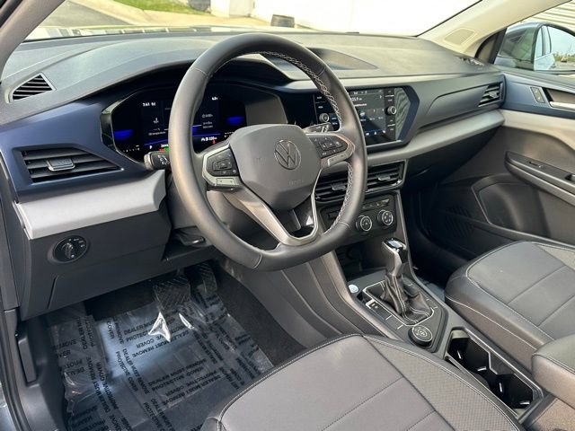 Certified 2022 Volkswagen Taos SE image 37