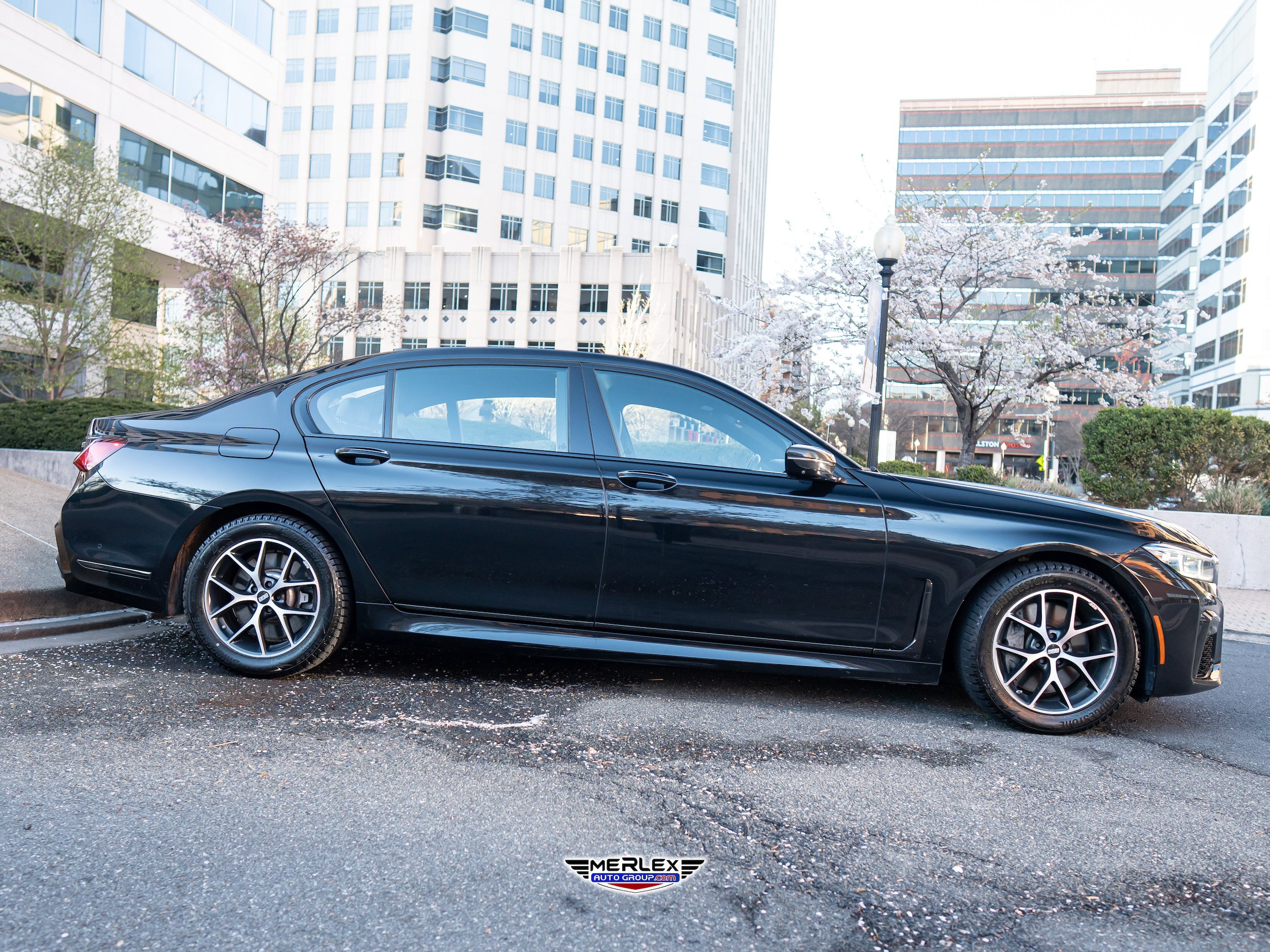 Used 2020 BMW 750i xDrive w/ Executive Package AWD/4WD image 8