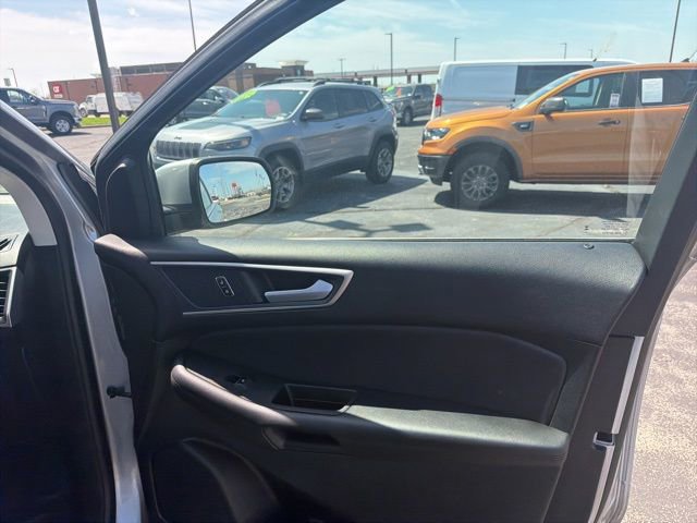 Used 2024 Ford Edge SEL AWD/4WD image 35