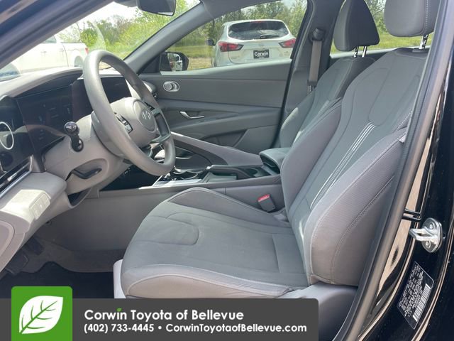 Used 2024 Hyundai Elantra SEL FWD image 17
