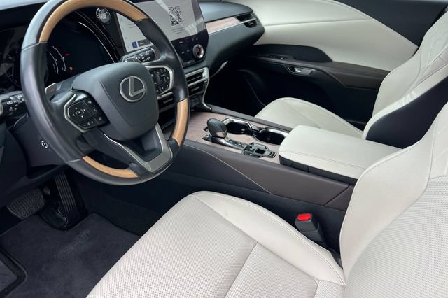 Used 2024 Lexus RX 350 Premium w/ Cold Area Package FWD image 10