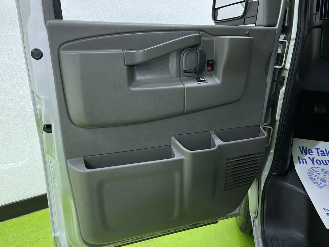 Used 2017 Chevrolet Express 2500 LS image 15