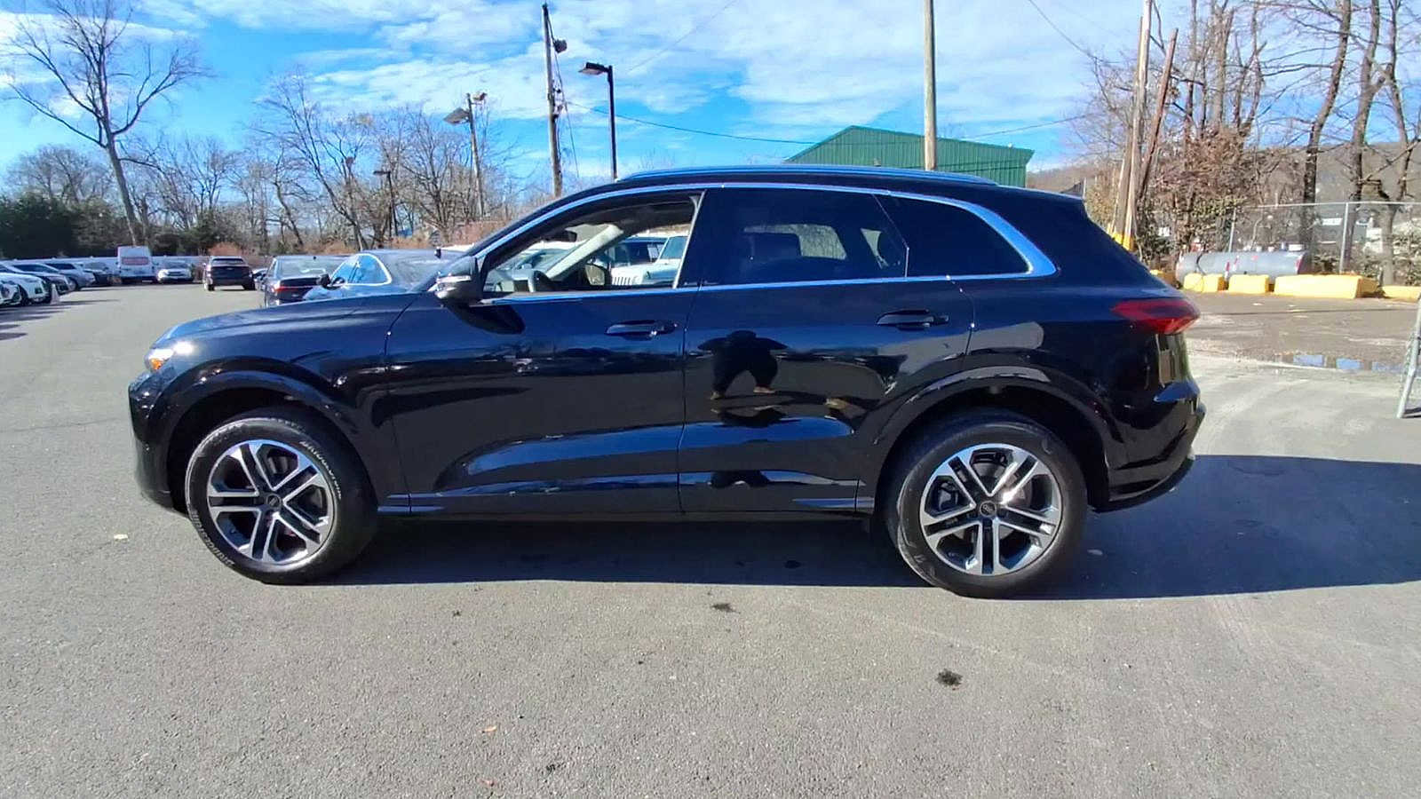 Certified 2025 Audi Q5 Premium Plus w/ Premium Plus image 5