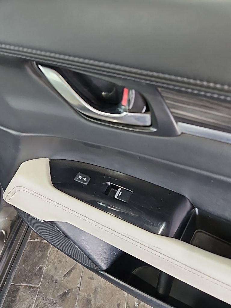 Used 2021 MAZDA CX-5 Grand Touring FWD image 12