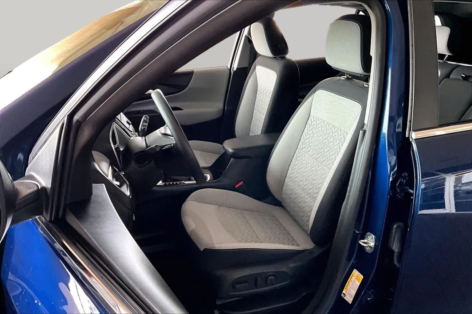 Used 2022 Chevrolet Equinox LT FWD image 8