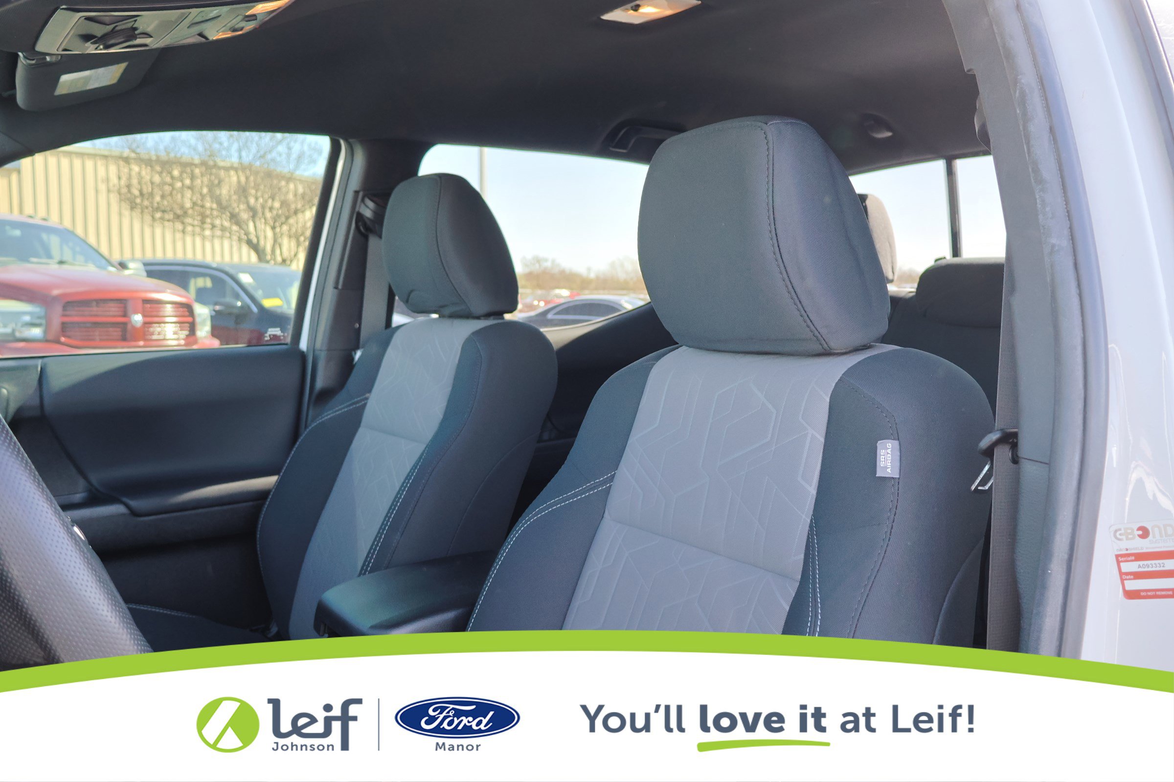 Used 2023 Toyota Tacoma TRD Off-Road image 13