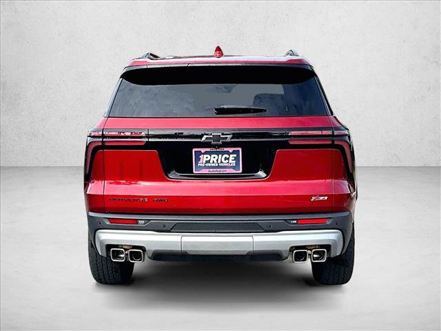 Used 2025 Chevrolet Traverse Z71 w/ Enhanced Driving Package AWD/4WD image 4
