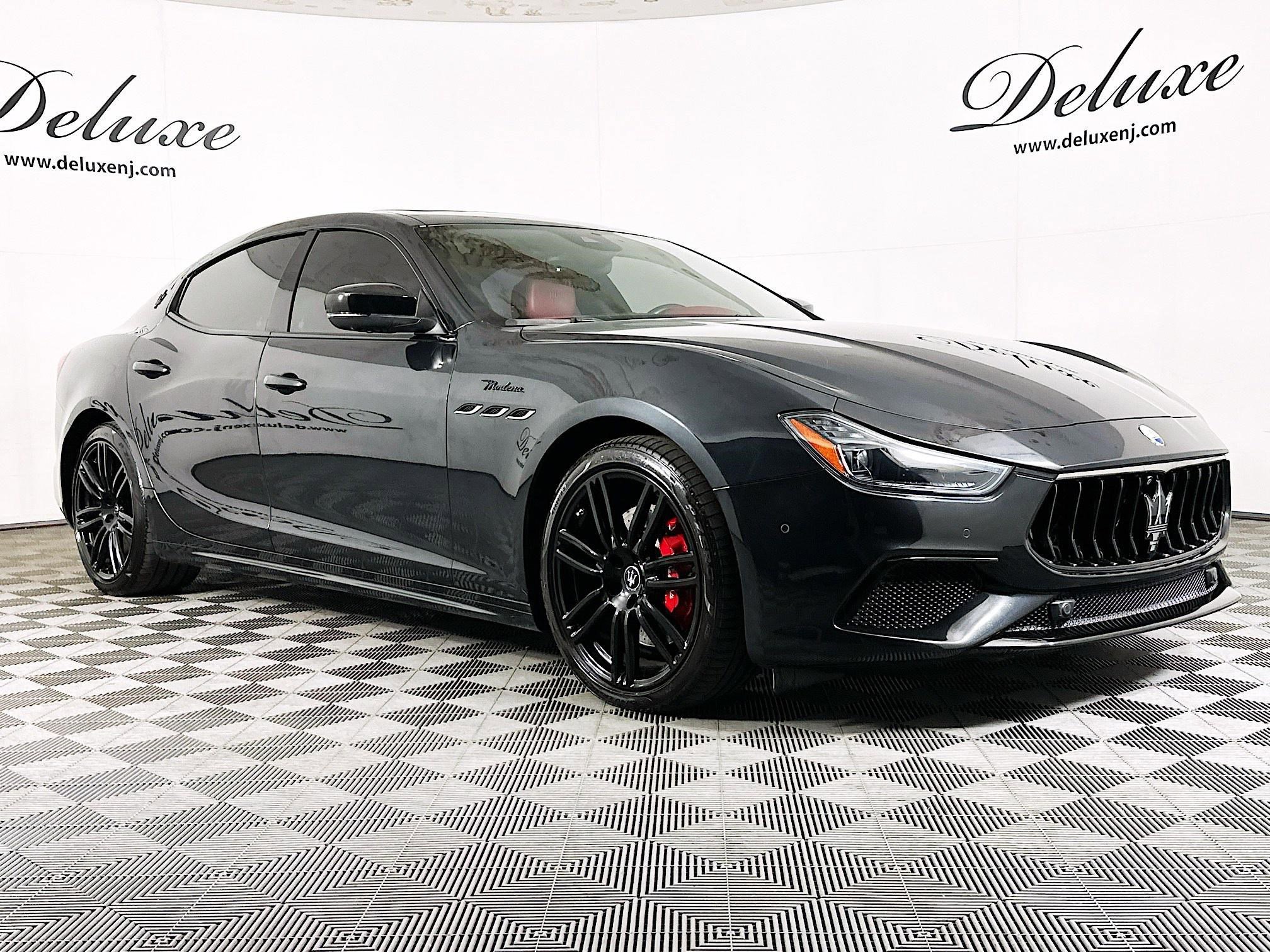 Used 2023 Maserati Ghibli Modena Q4 AWD/4WD image 1