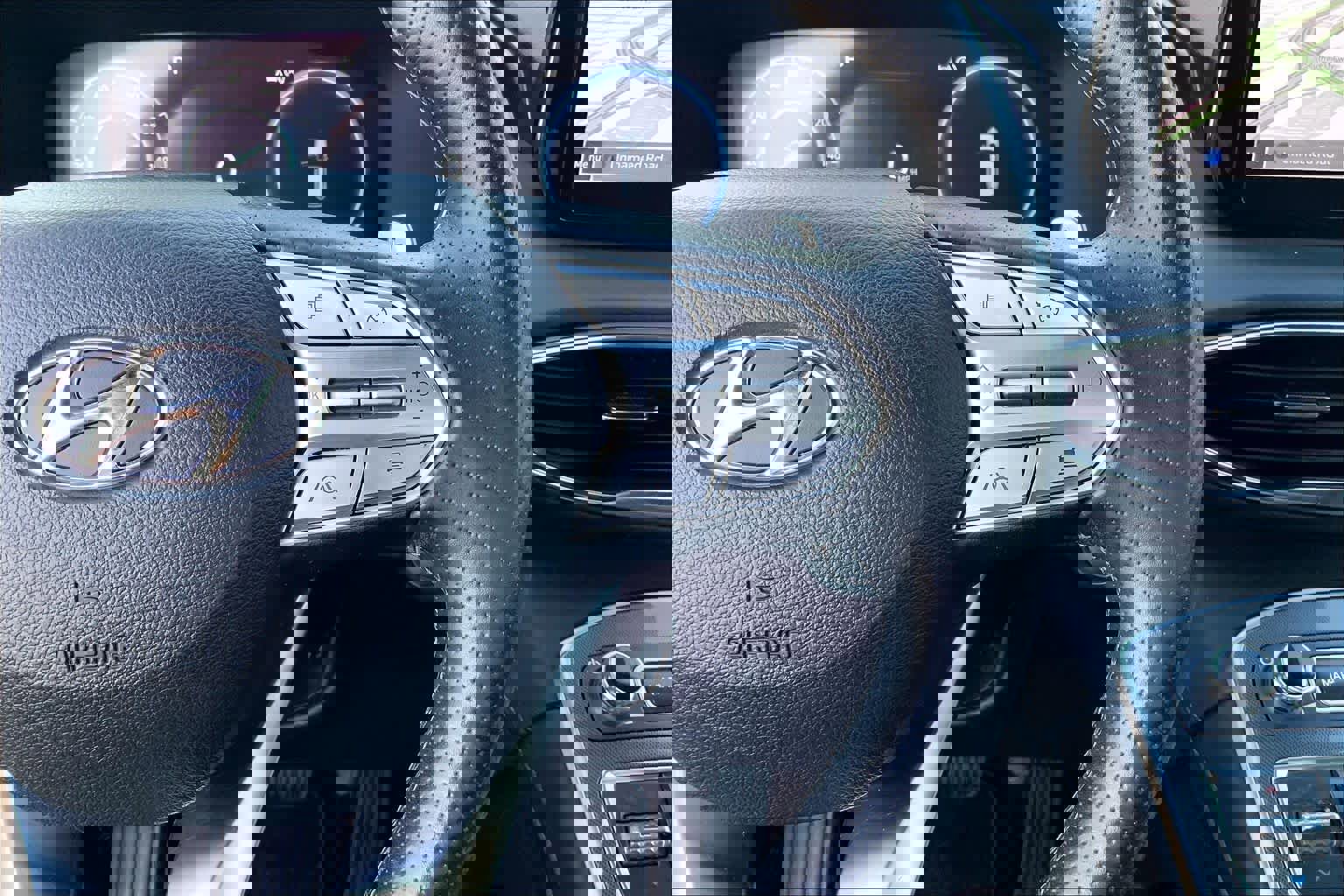 Used 2022 Hyundai Santa Fe Calligraphy image 22