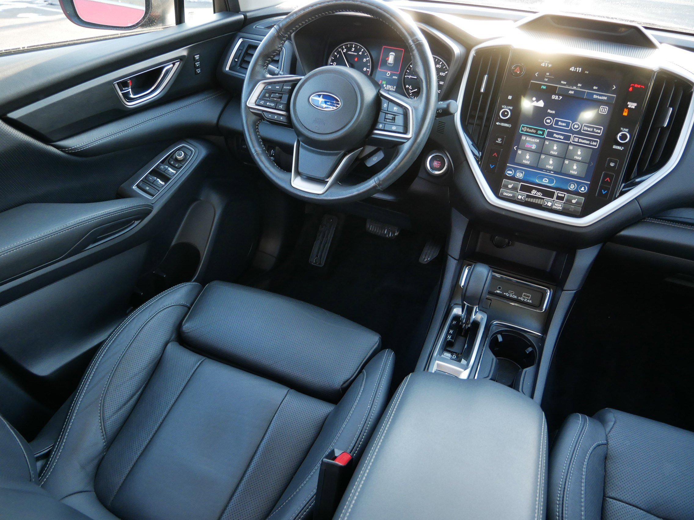 Used 2023 Subaru Ascent Limited image 9