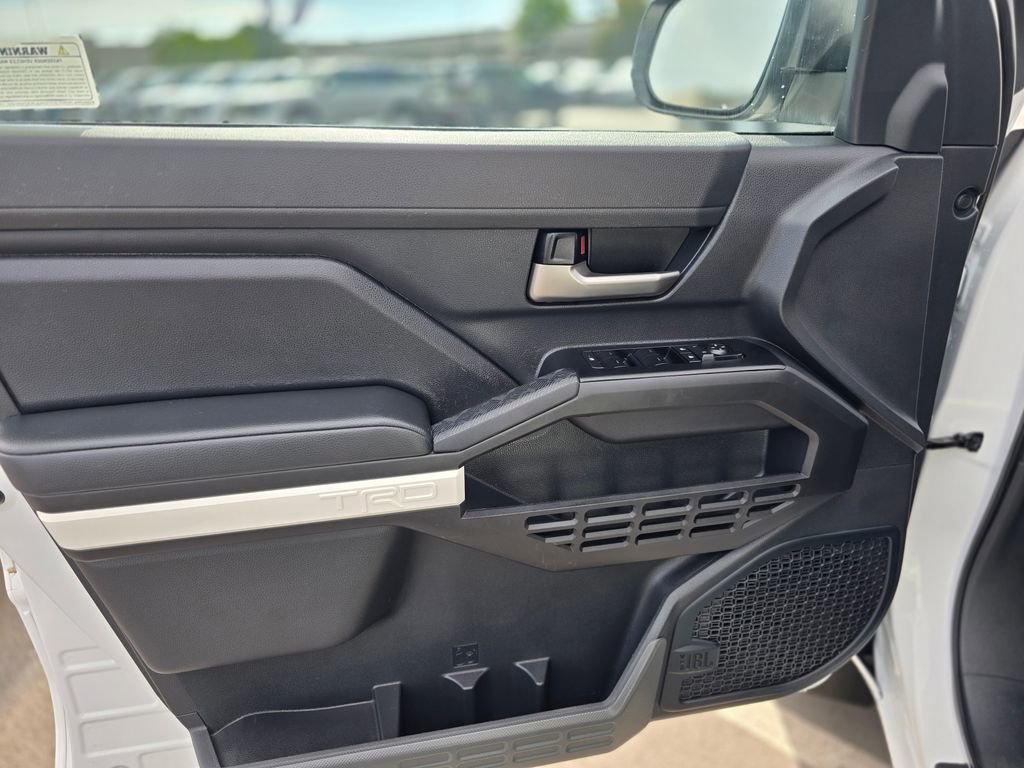 Used 2024 Toyota Tacoma TRD Sport w/ TRD Sport Upgrade Package image 18