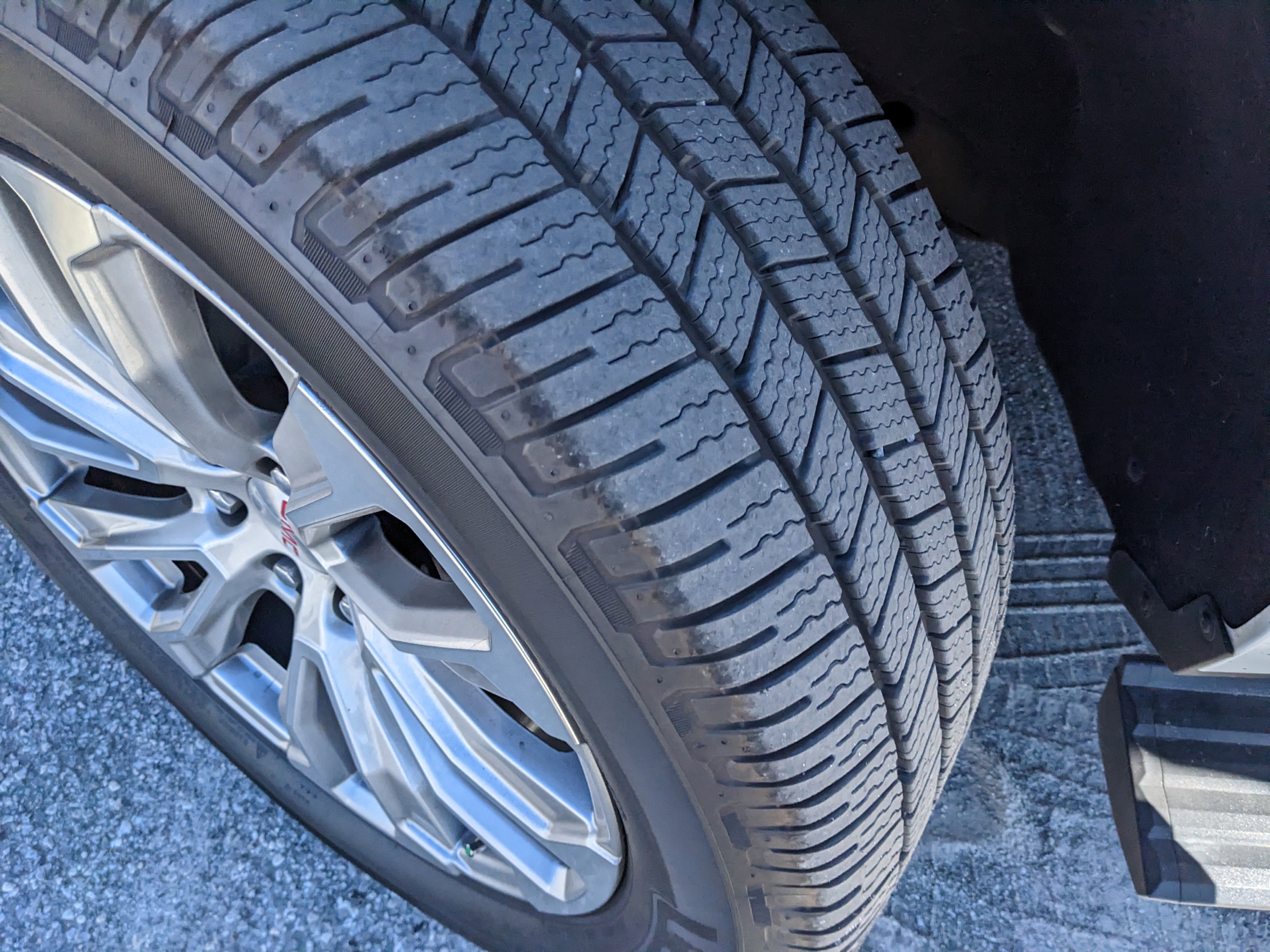 Used 2022 GMC Yukon XL Denali image 41