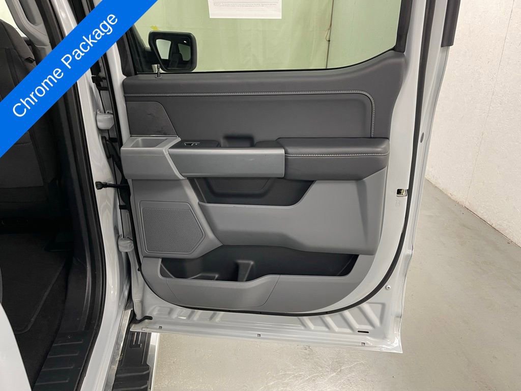 Used 2025 Ford F150 XLT w/ Equipment Group 301A Standard image 12