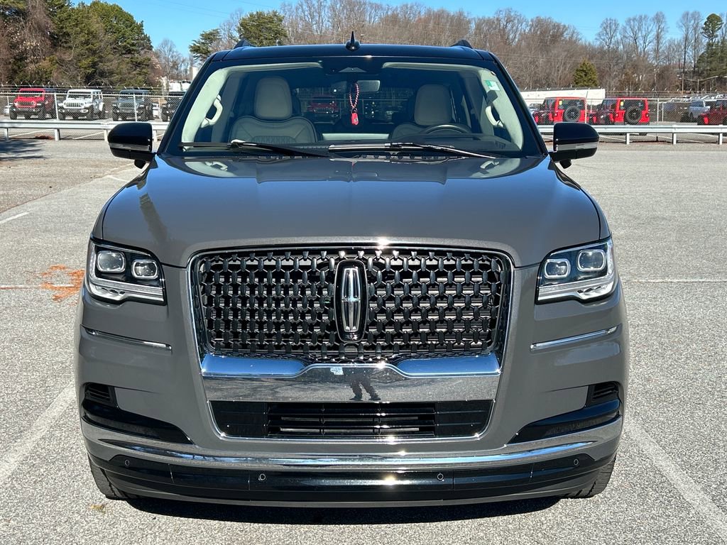 Used 2022 Lincoln Navigator L Black Label image 10