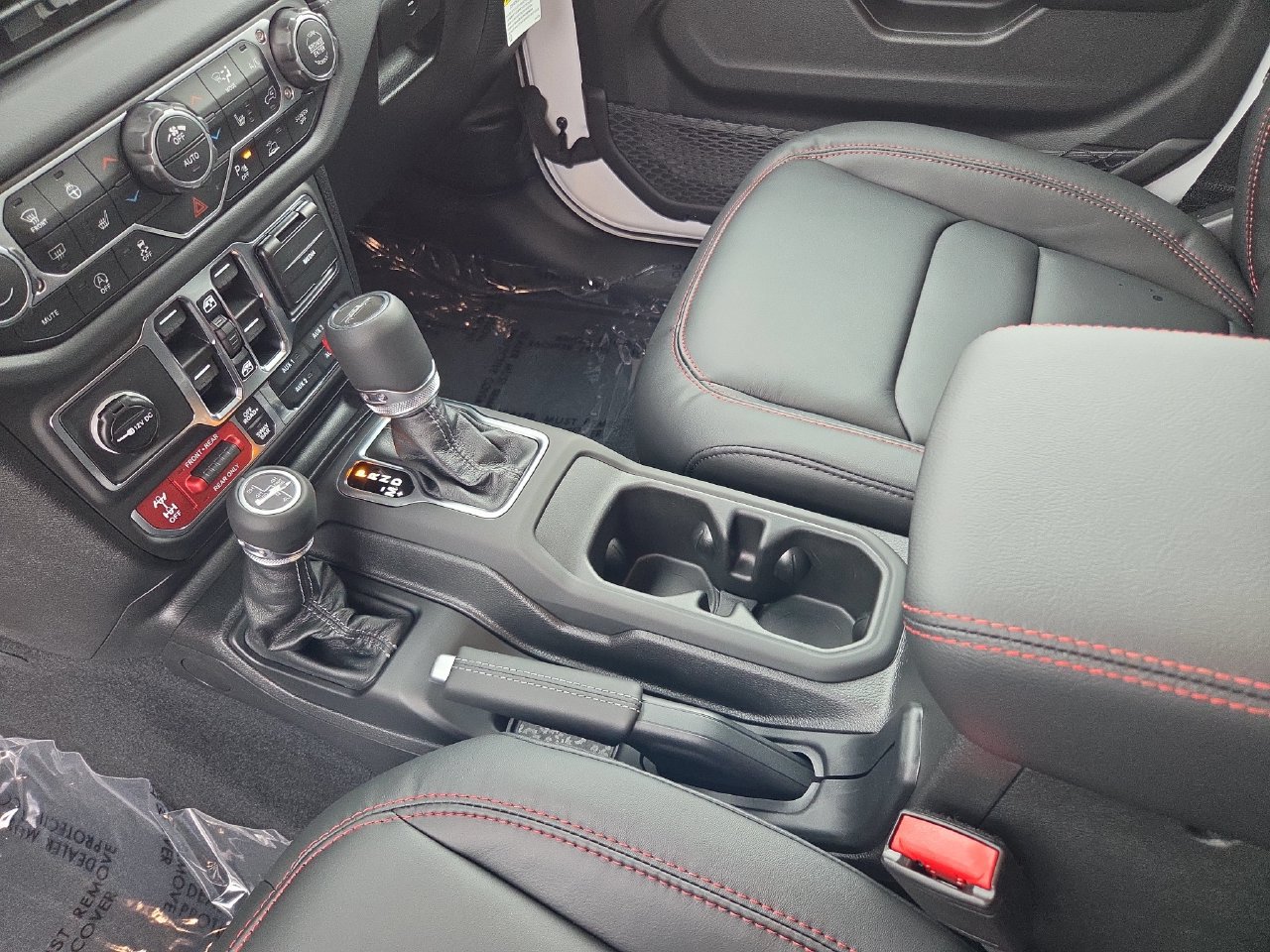 New 2027 Jeep Gladiator Rubicon AWD/4WD image 17