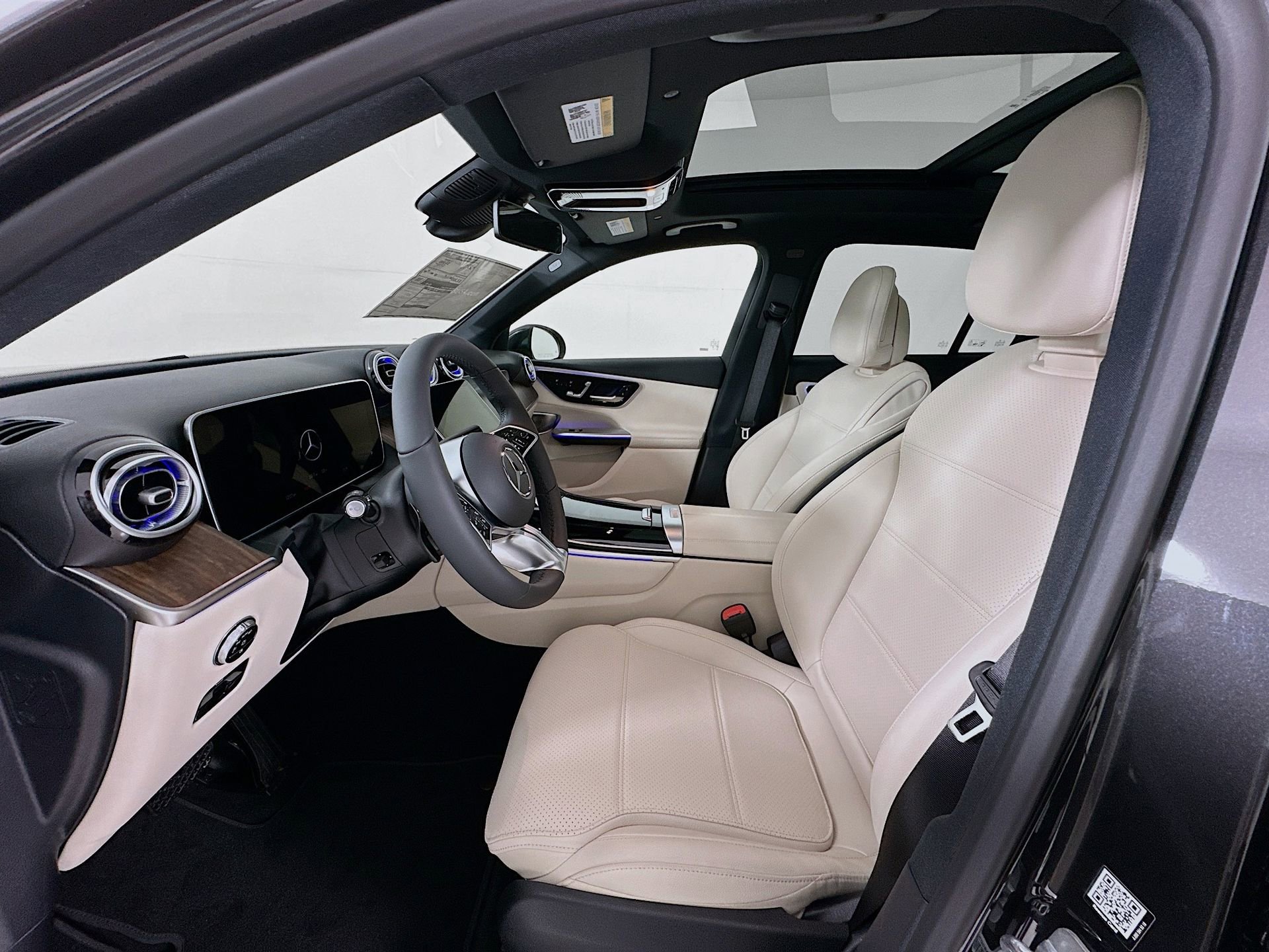 New 2026 Mercedes-Benz GLC 300 image 23