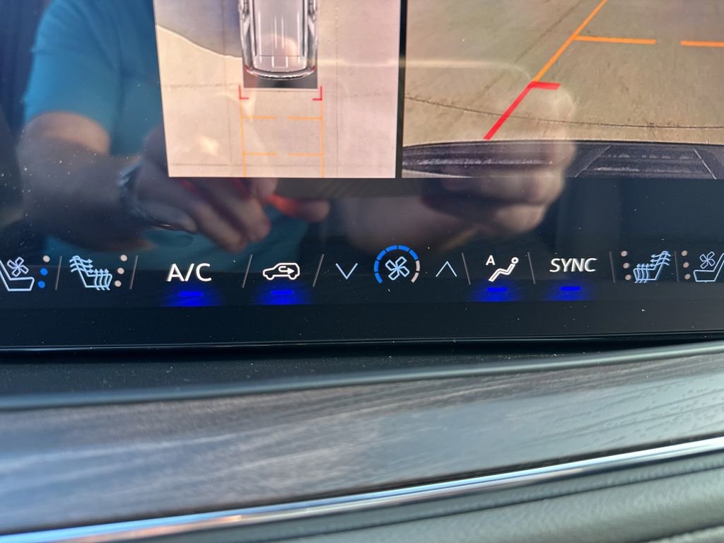 New 2025 Chevrolet Tahoe Premier w/ Sun And Tow Package image 19