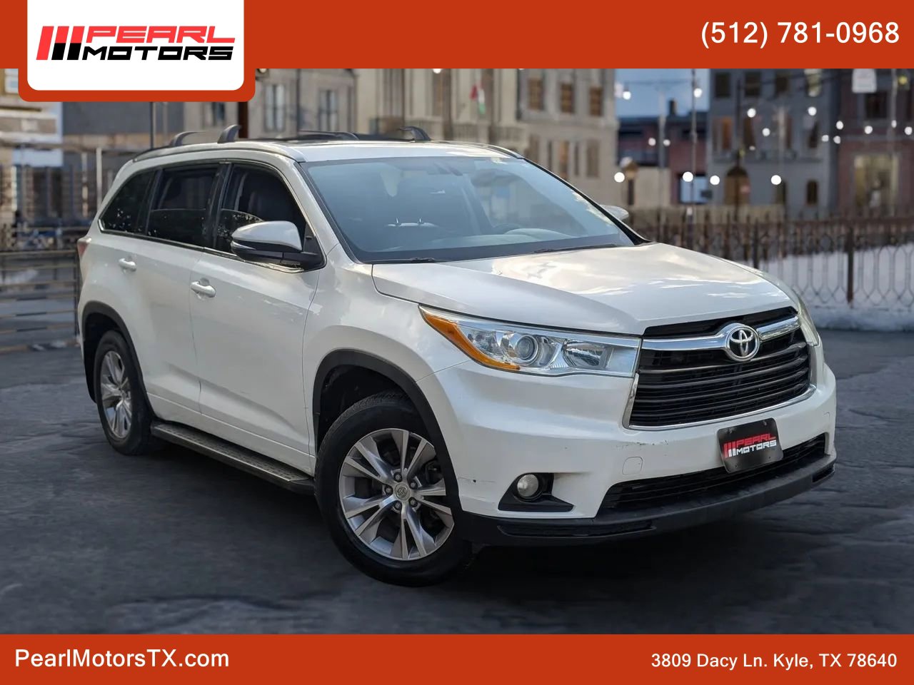 Used 2014 Toyota Highlander XLE FWD image 1