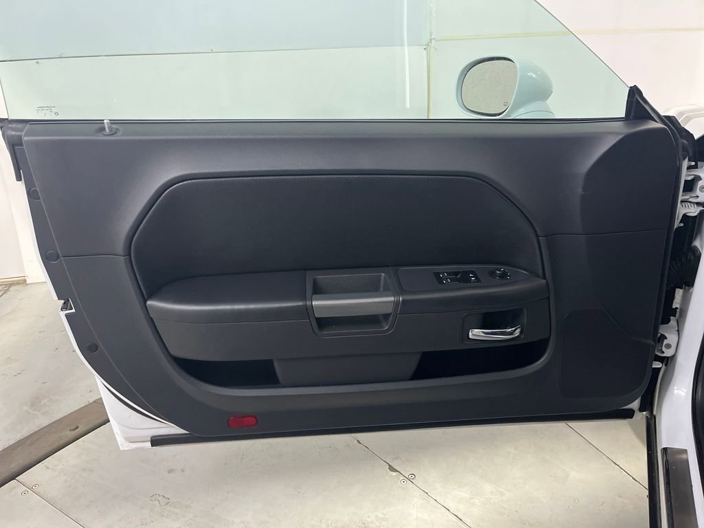 Used 2013 Dodge Challenger R/T Plus image 24