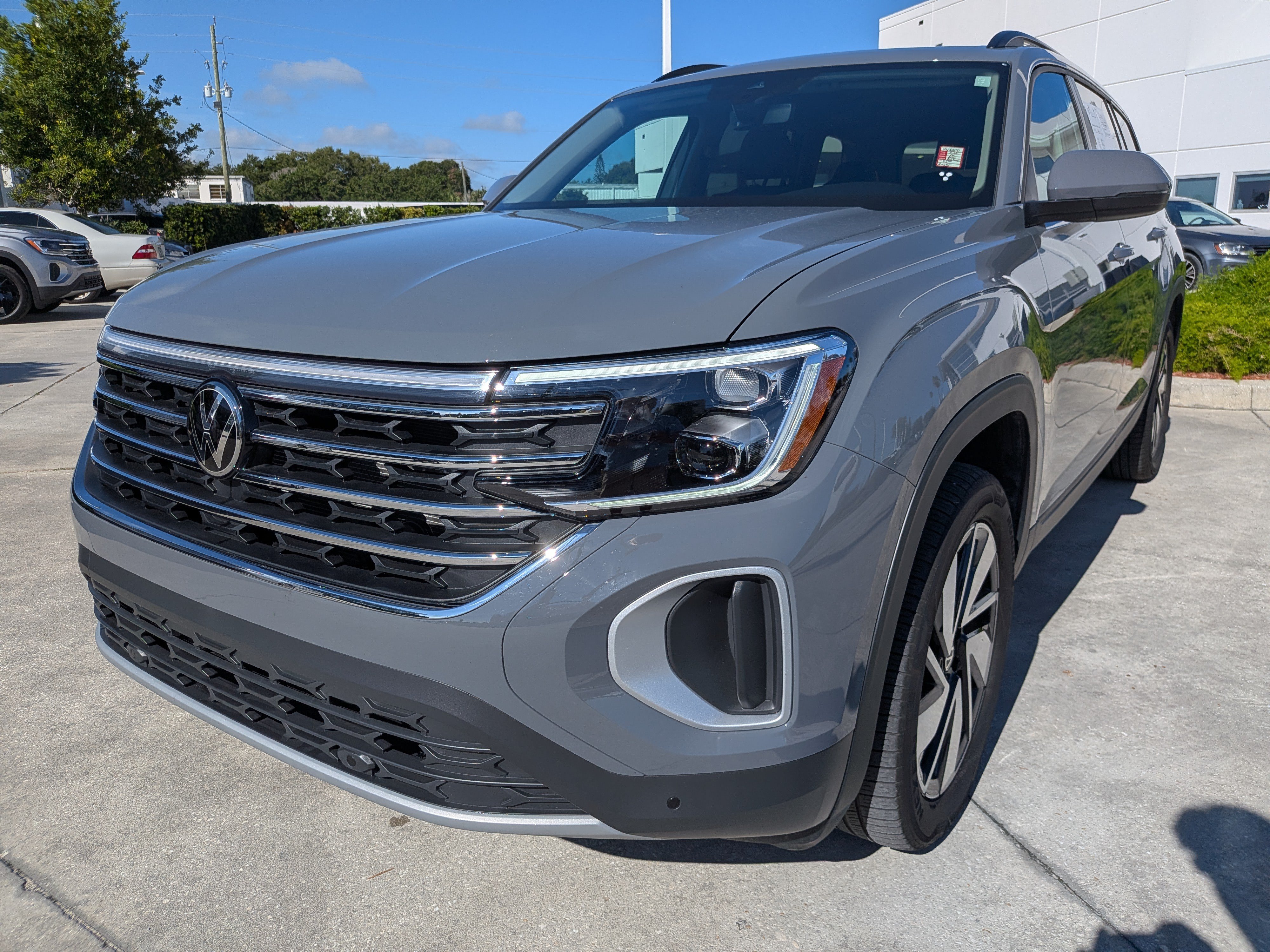 Used 2026 Volkswagen Atlas SE FWD image 7