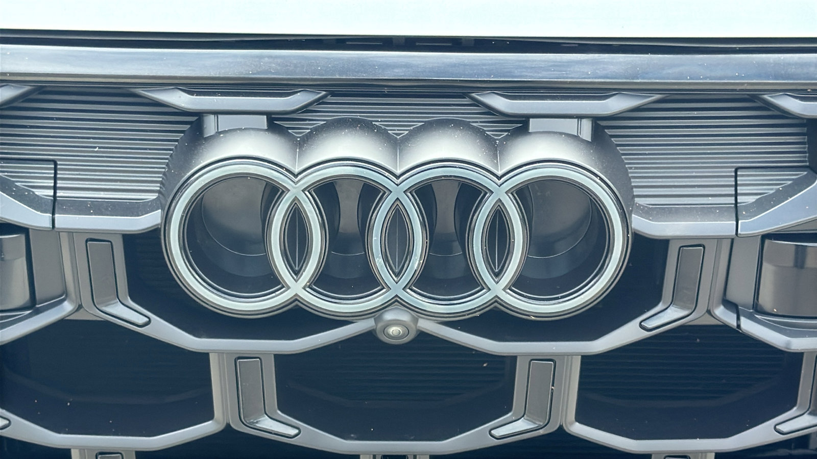 Used 2025 Audi SQ7 Premium Plus AWD/4WD image 10