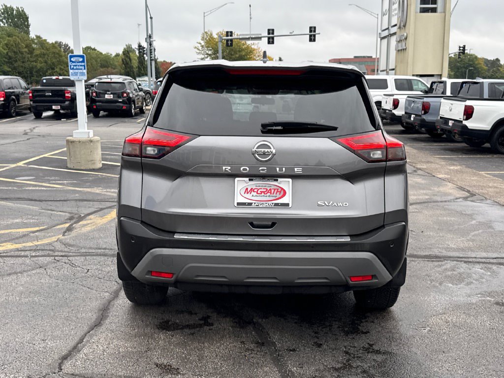 Used 2021 Nissan Rogue SV AWD/4WD image 10