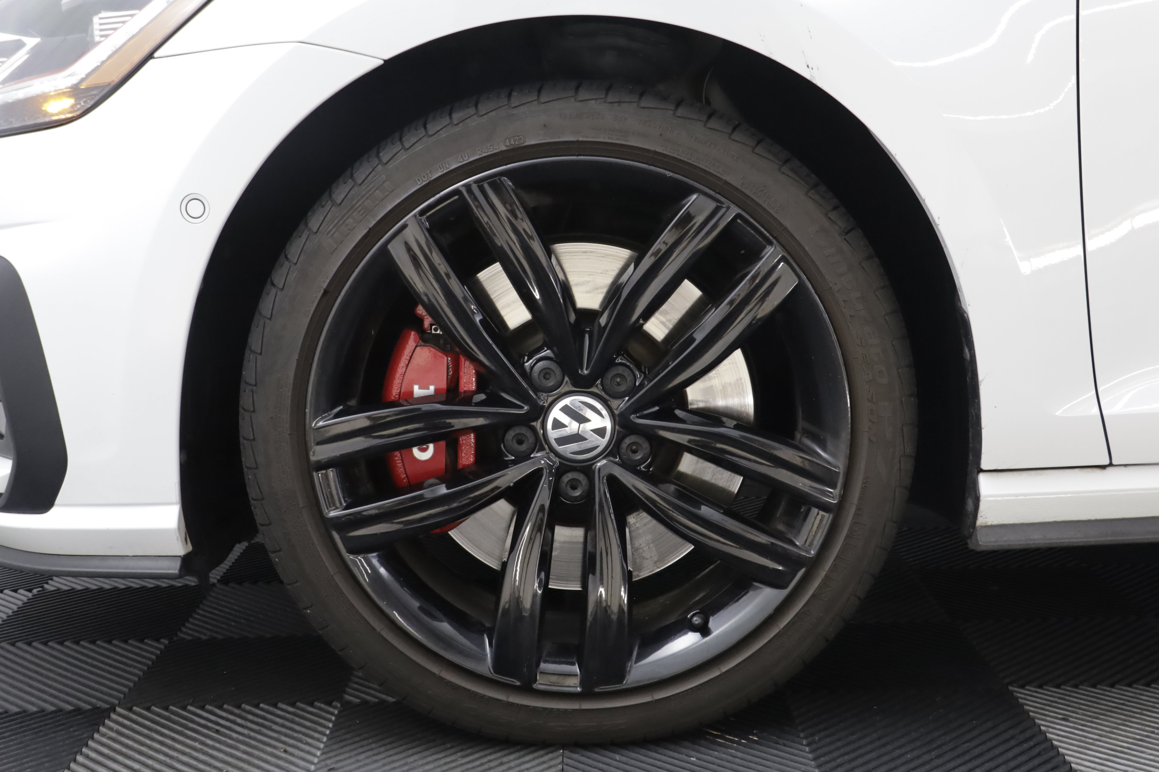Used 2020 Volkswagen GTI Autobahn FWD image 19
