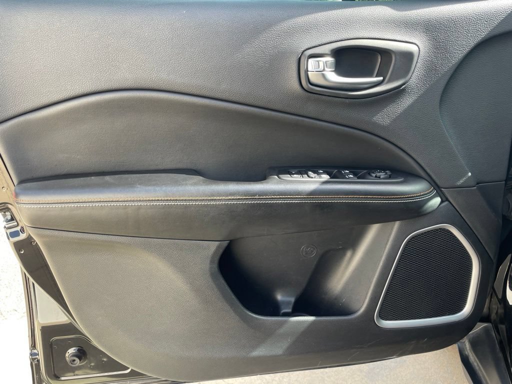 Used 2021 Jeep Compass Sport FWD image 17