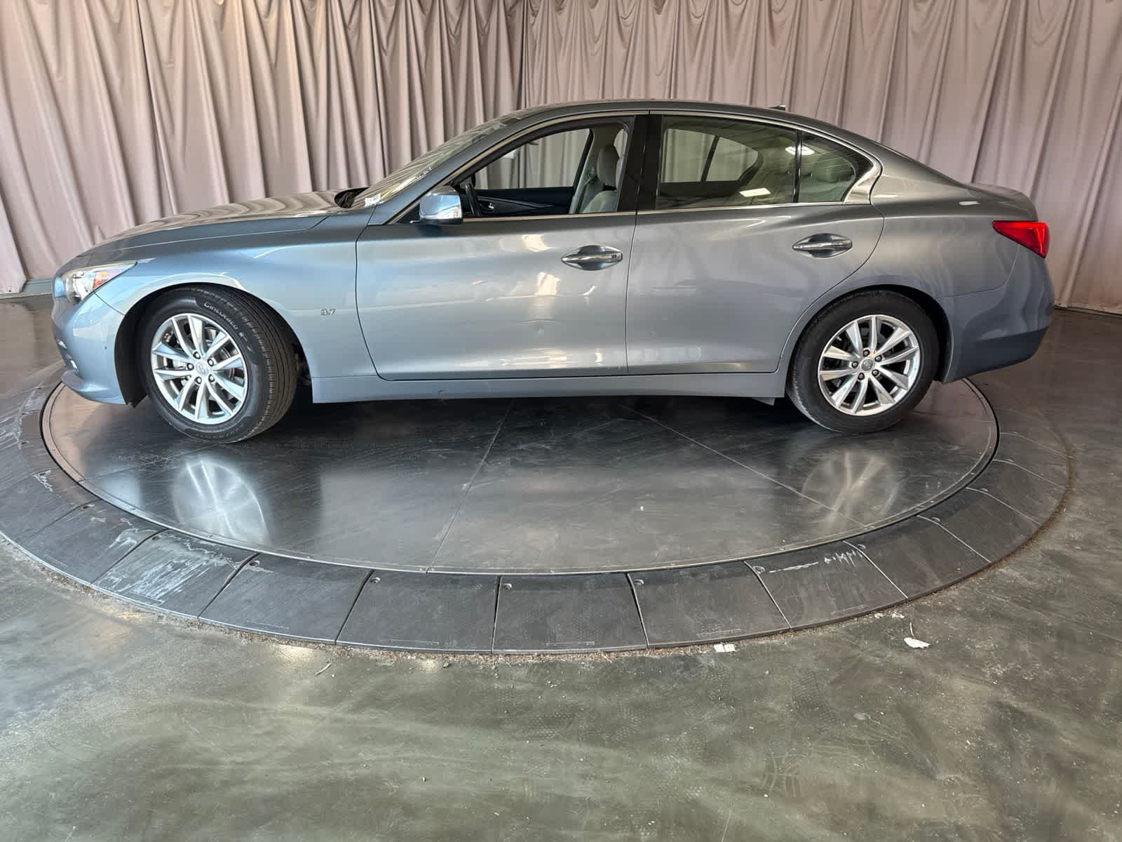 Used 2015 INFINITI Q50 Premium w/ Navigation Package RWD image 7