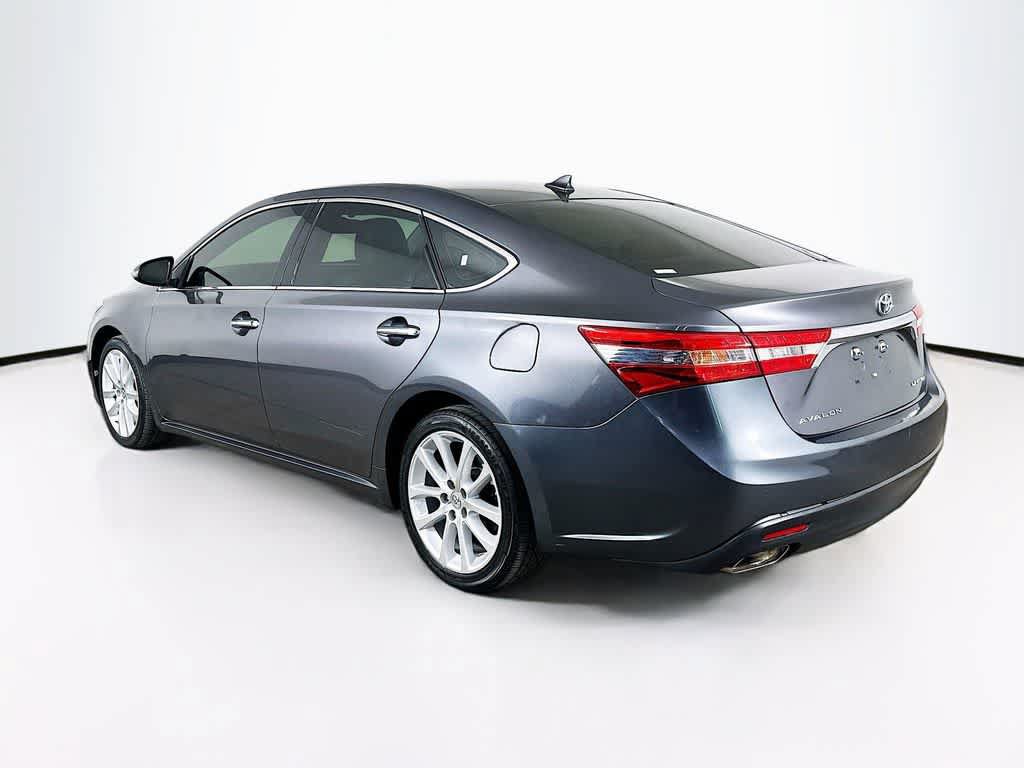 Used 2013 Toyota Avalon Limited FWD image 4