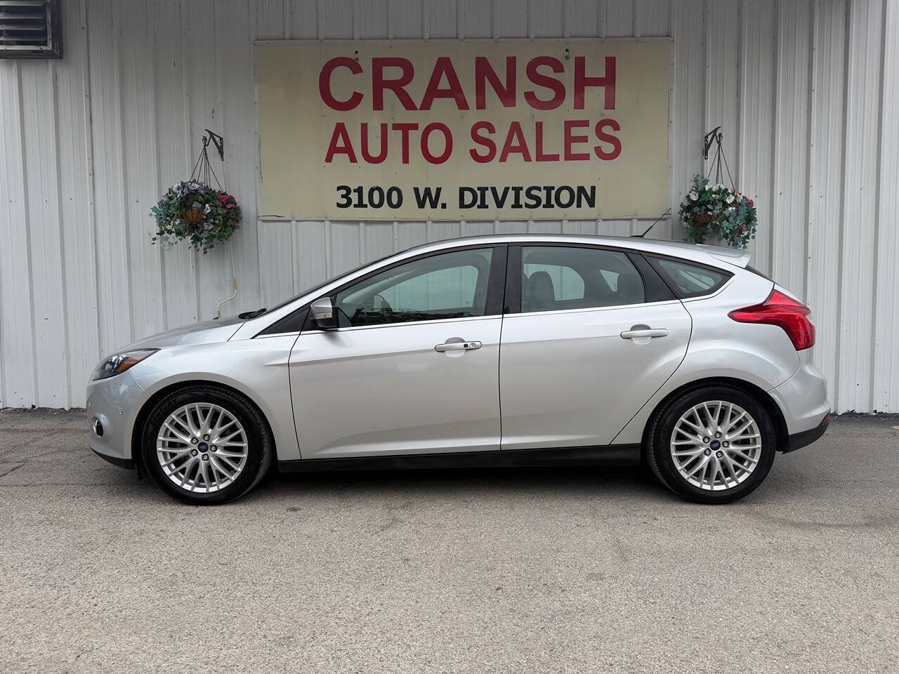 Used 2013 Ford Focus Titanium FWD image 5