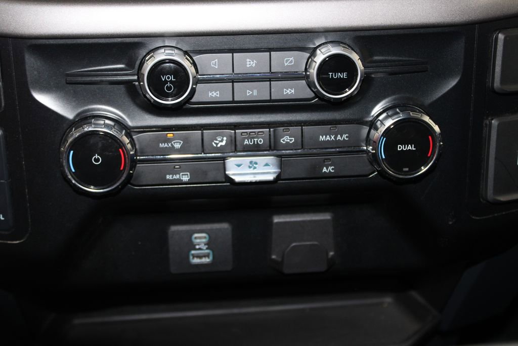 Used 2024 Ford F150 XLT w/ FX4 Off-Road Package image 29