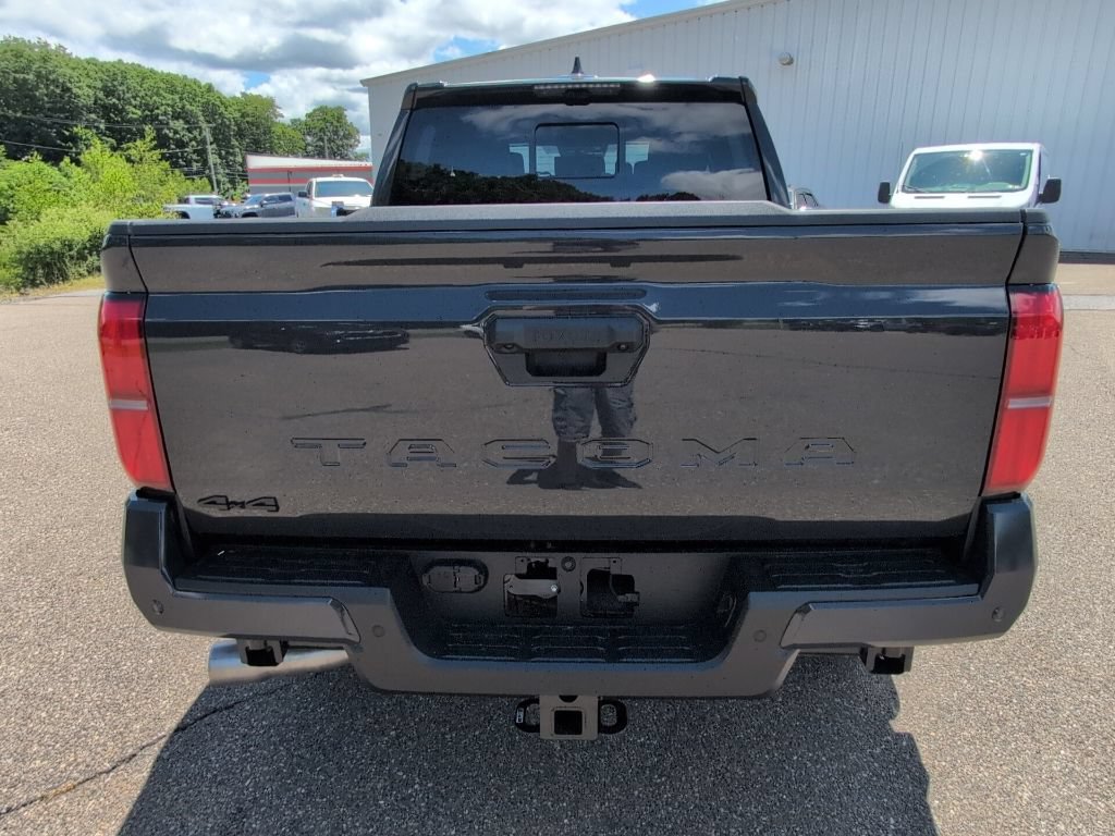 Certified 2026 Toyota Tacoma TRD Sport w/ TRD Sport Premium Package AWD/4WD image 6